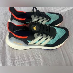 Adidas ultra boosts mens 8.5 (women’s 10)